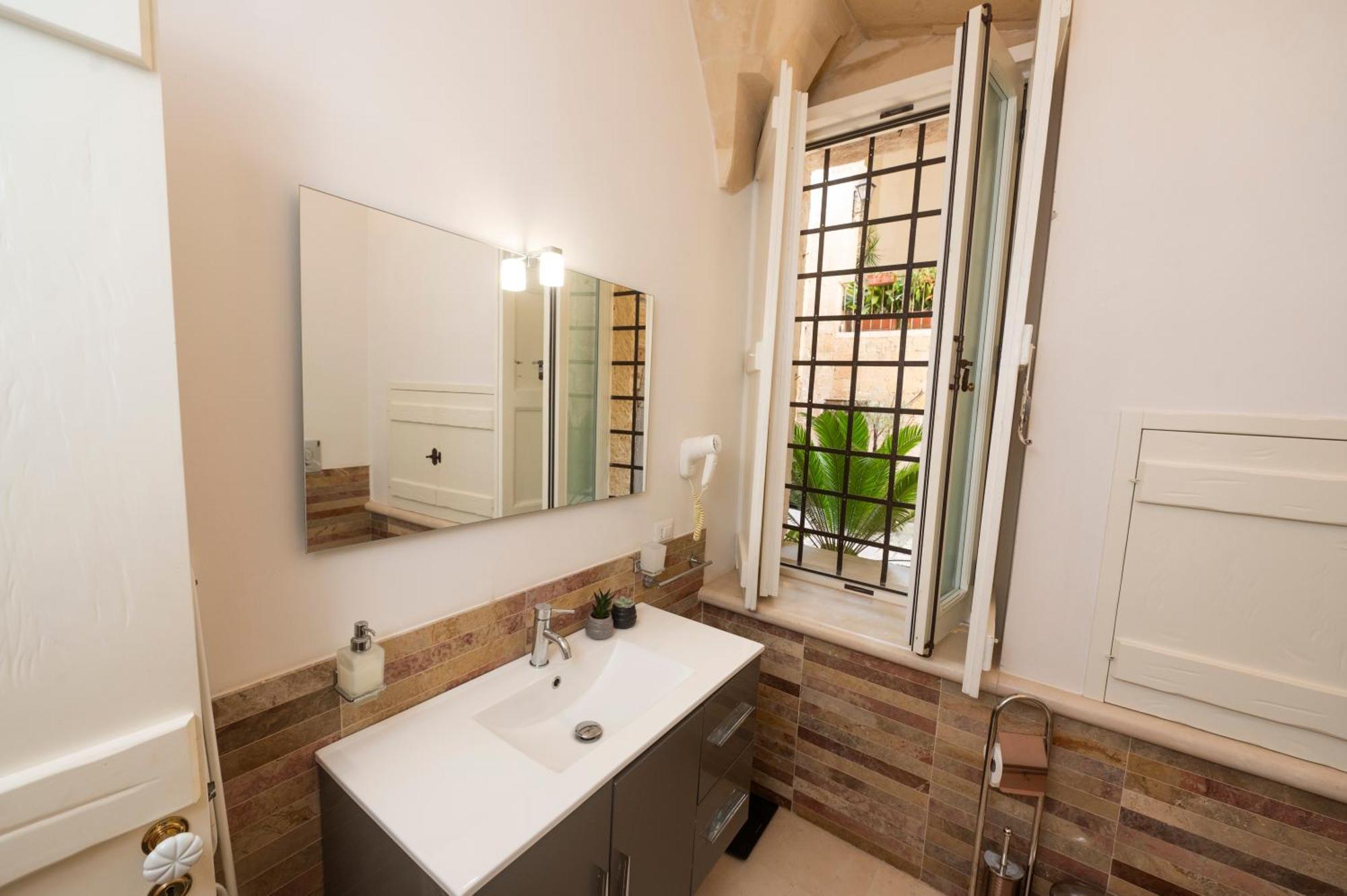 Basseo33 Suite Lecce Eksteriør billede